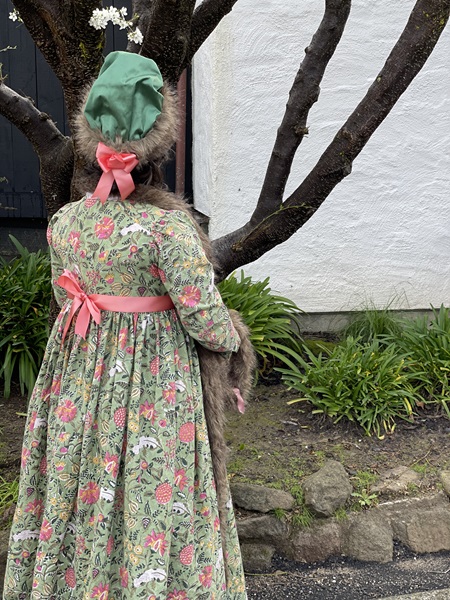 Reproduction 1790s Green Print Round Gown at Pelican Inn January 2023. 