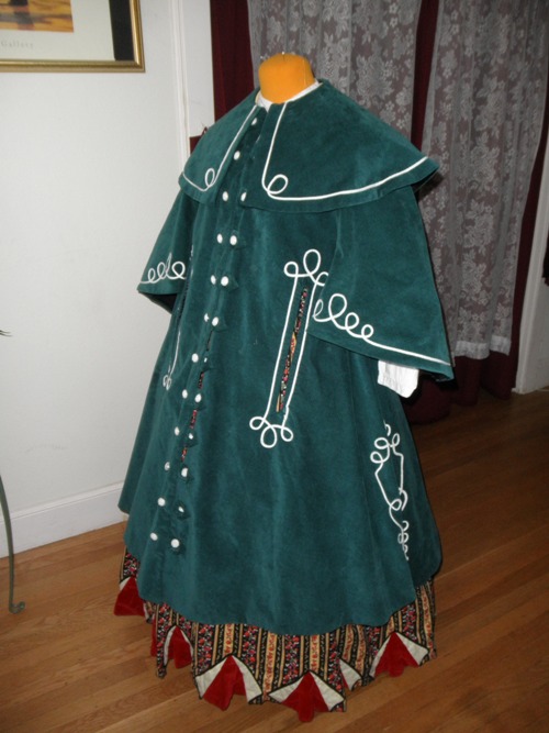 Reproduction blue Victorian cloak/coat