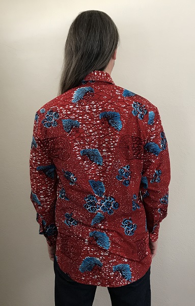 2010s Men's Red with Blue Porcupine Patterned Shirt Vogue V9220 Back