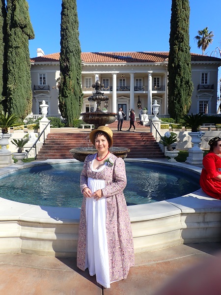 1790s Open Robe over Round Gown Front at Grand Island Mansion February 2020. 