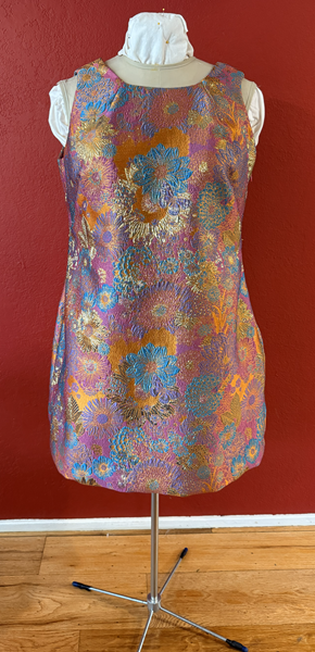 1960s Vibe Orange Multi Dress Front. Vogue V1537